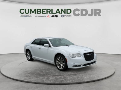 2019 Chrysler 300 Touring L