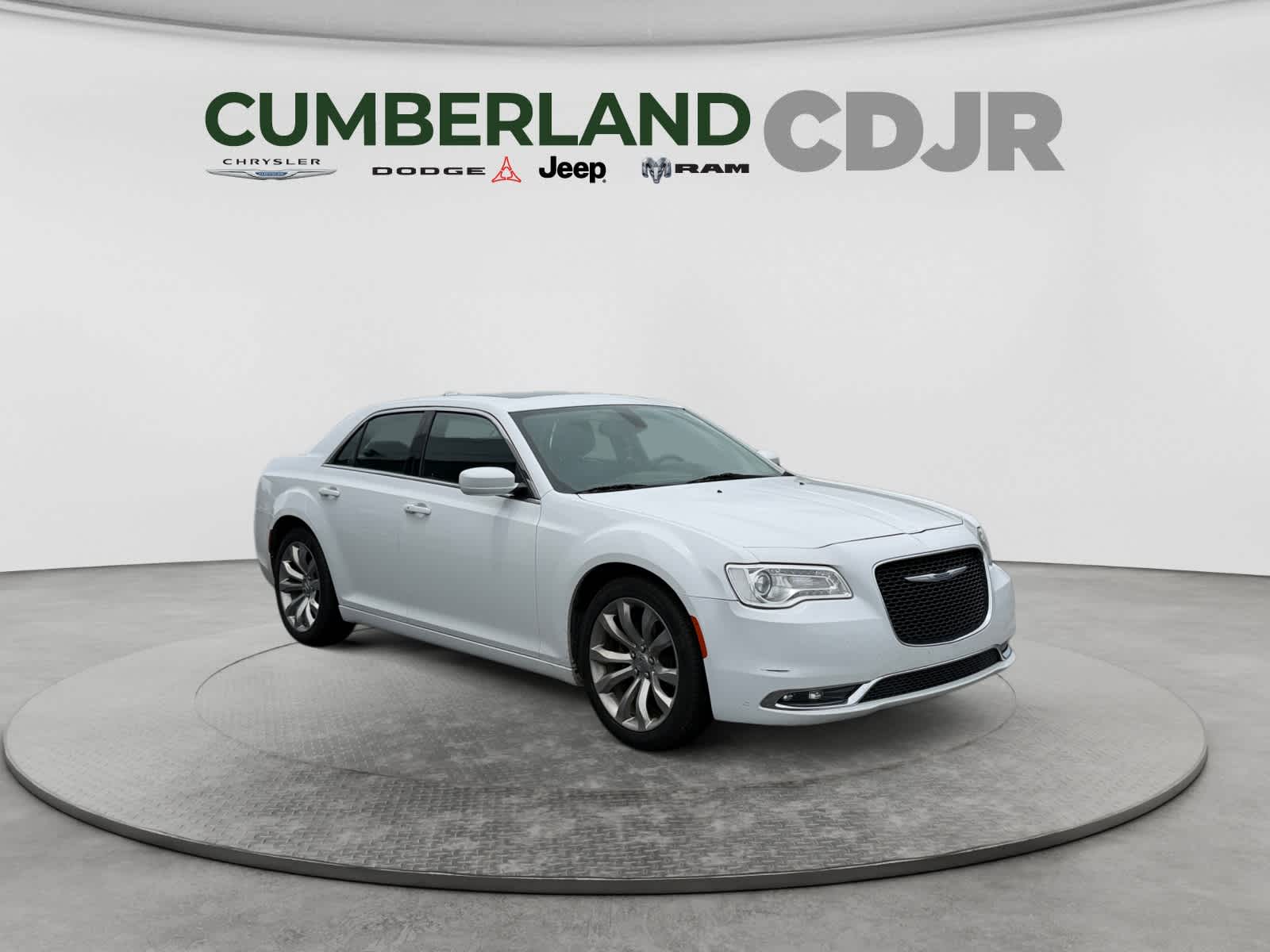 2019 Chrysler 300 Touring L