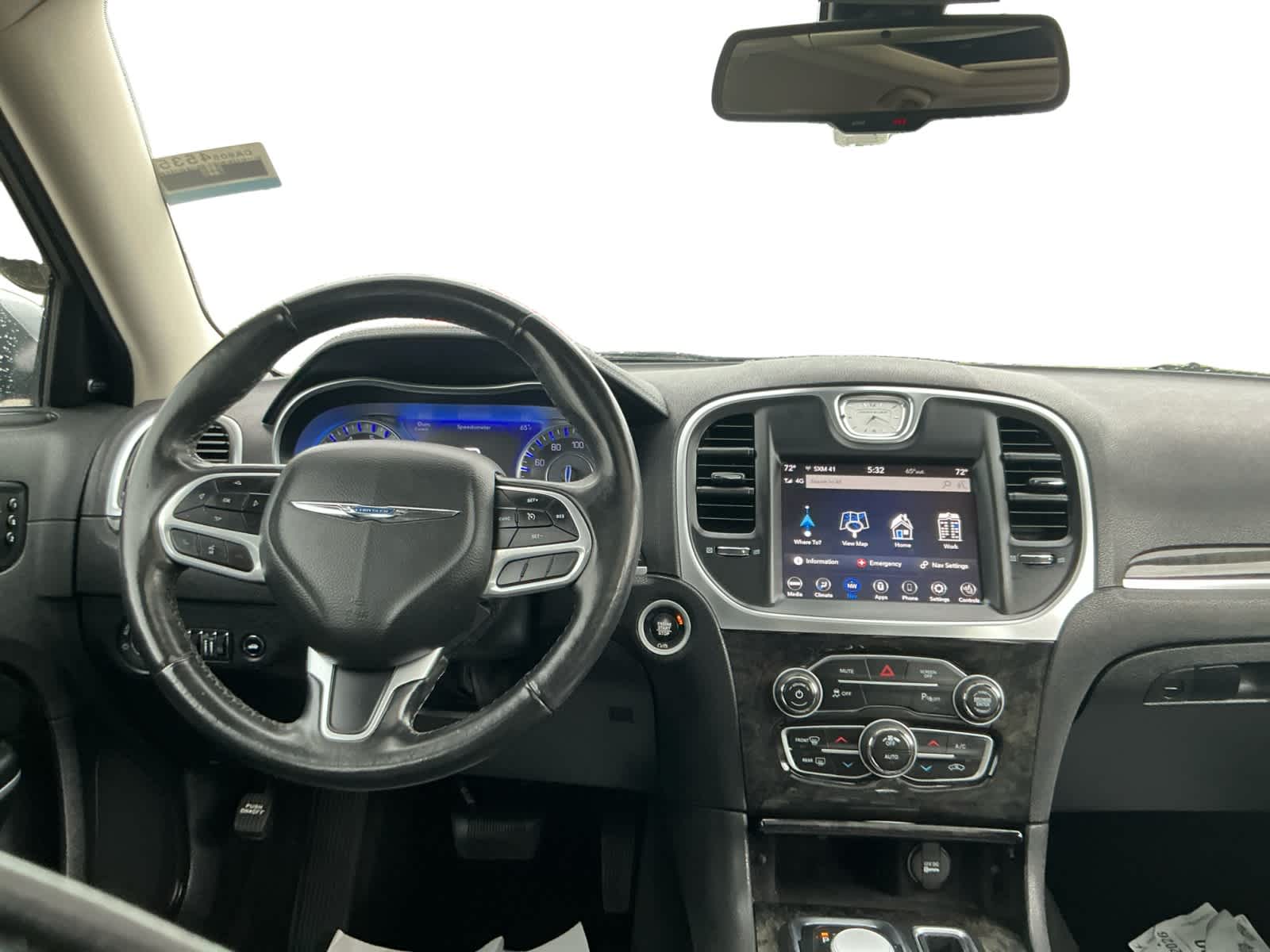 2021 Chrysler 300 Touring L