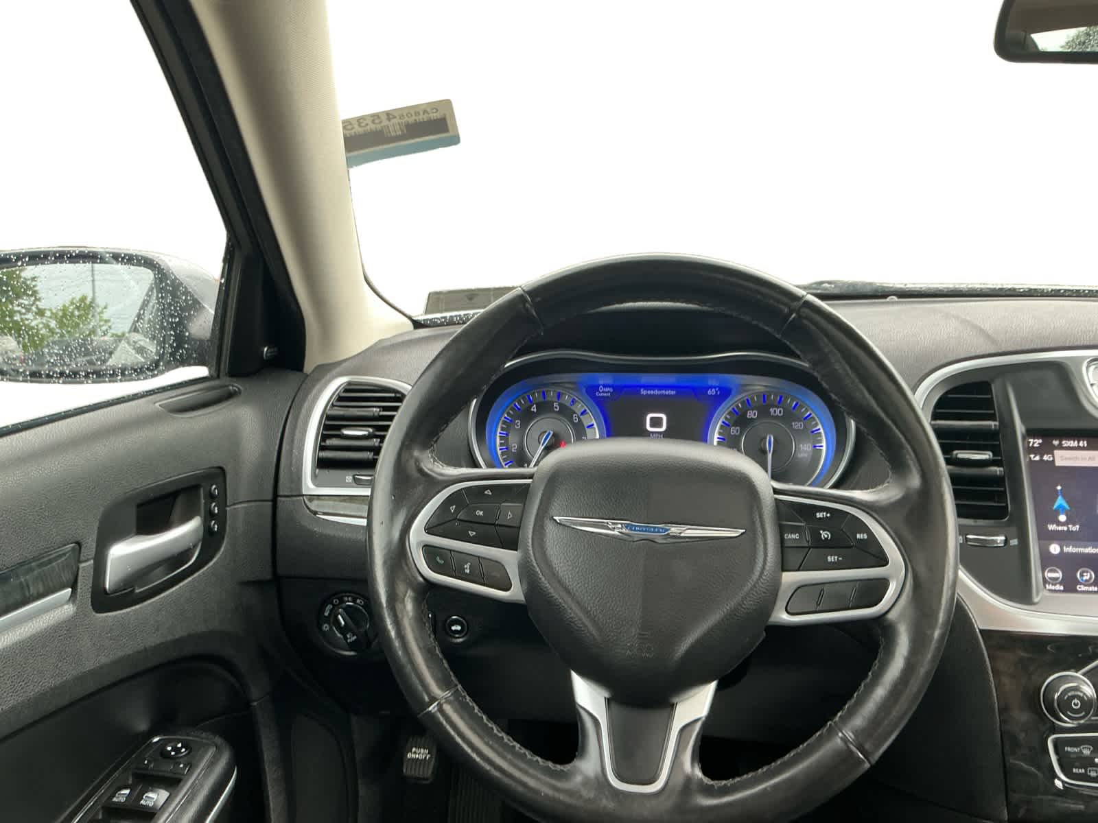 2021 Chrysler 300 Touring L