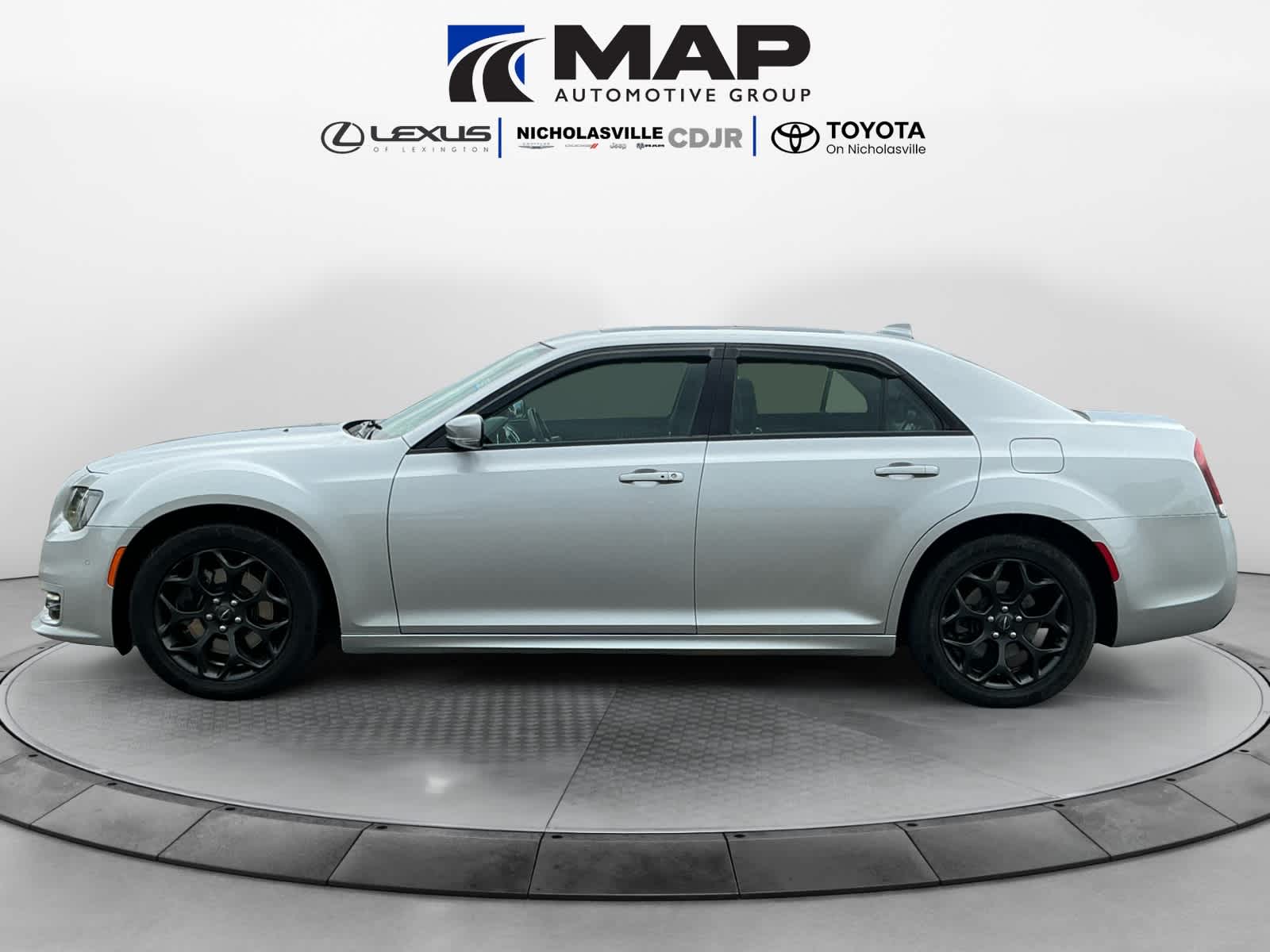 2021 Chrysler 300 Touring L
