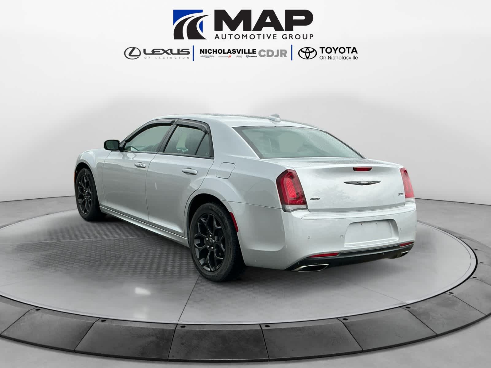 2021 Chrysler 300 Touring L