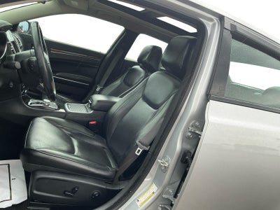 2021 Chrysler 300 Touring L