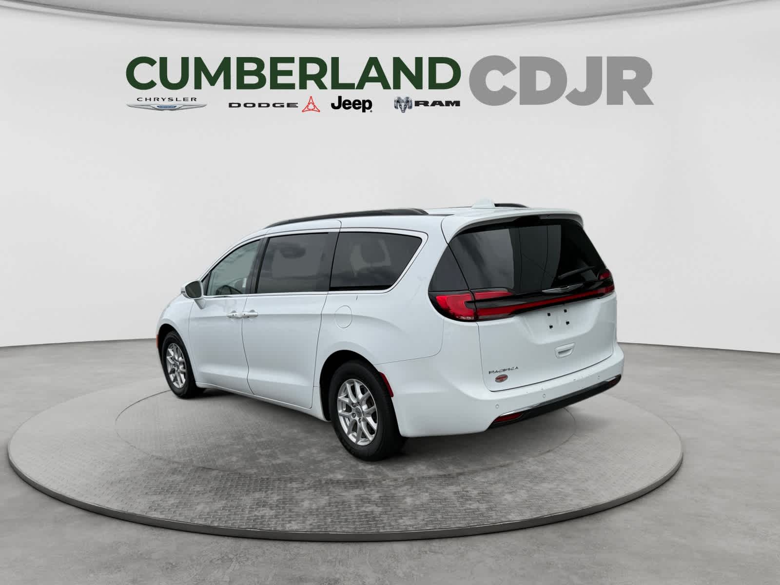 2022 Chrysler Pacifica Touring L