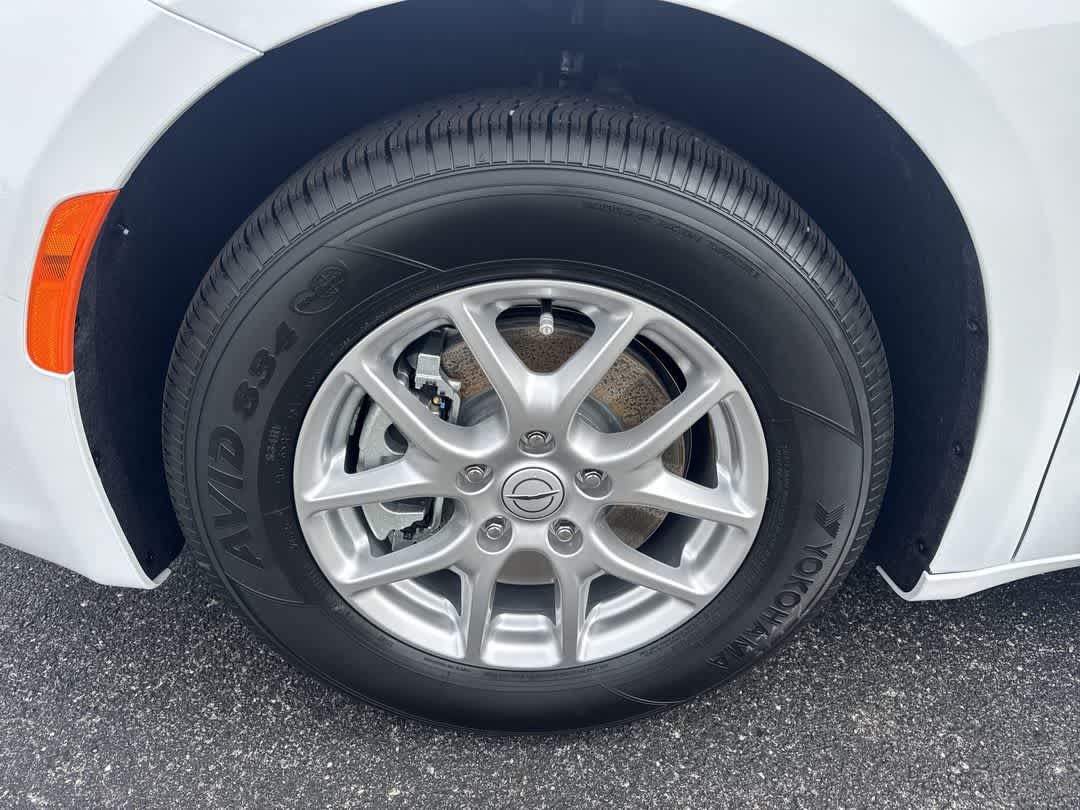 2026 Chrysler Voyager LX