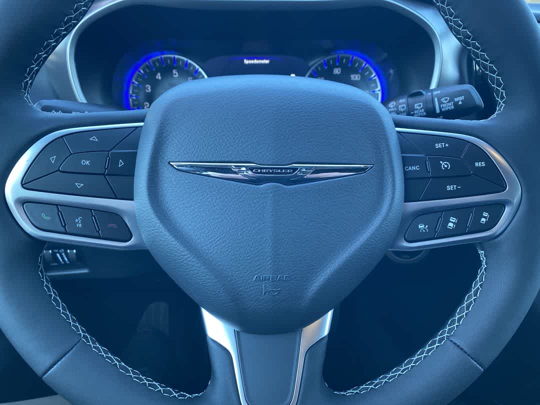 2026 Chrysler Voyager LX