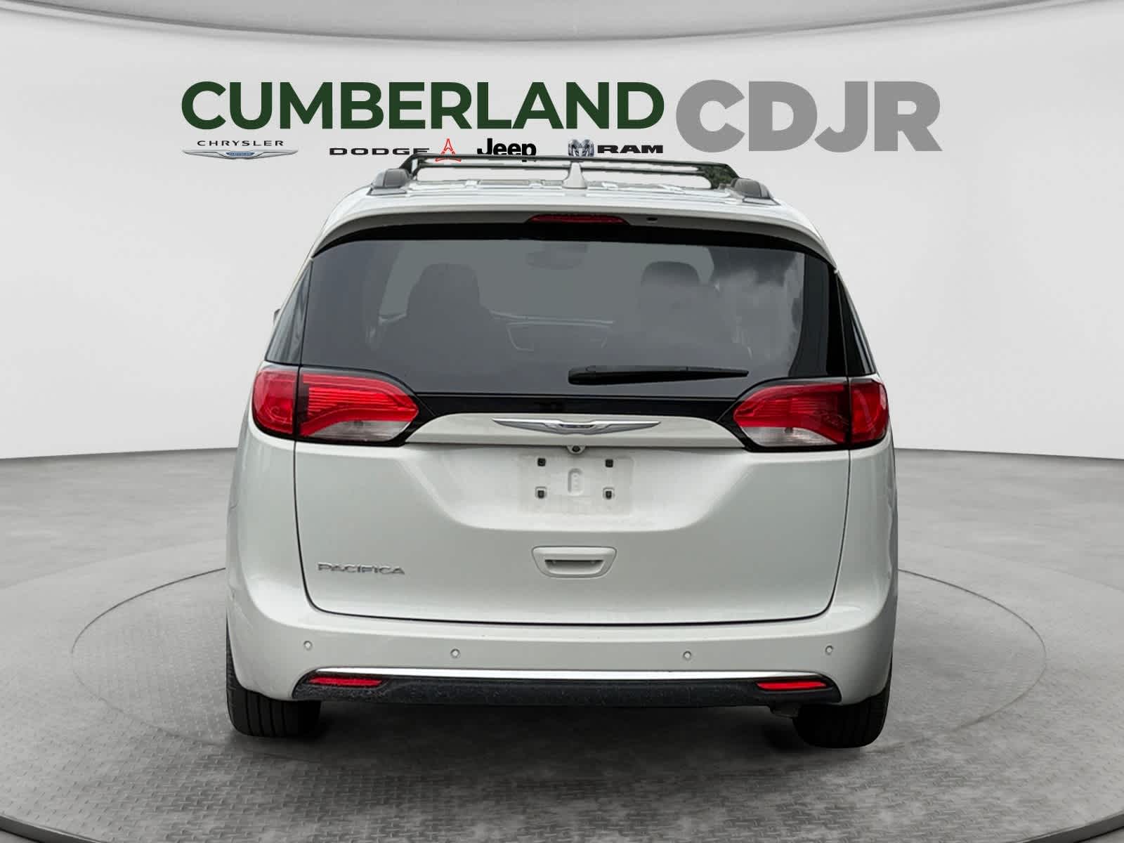 2020 Chrysler Pacifica Touring