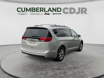 2020 Chrysler Pacifica Touring