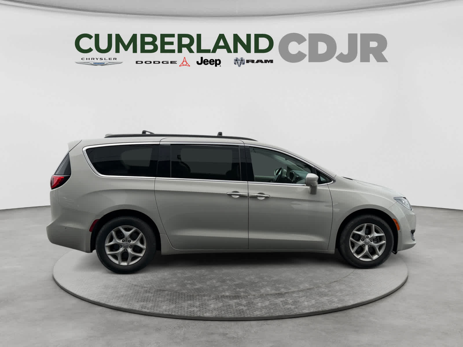 2020 Chrysler Pacifica Touring