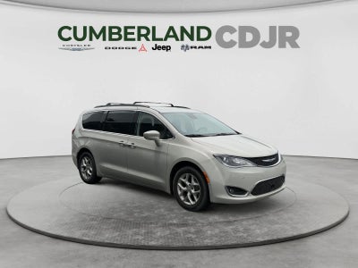 2020 Chrysler Pacifica Touring