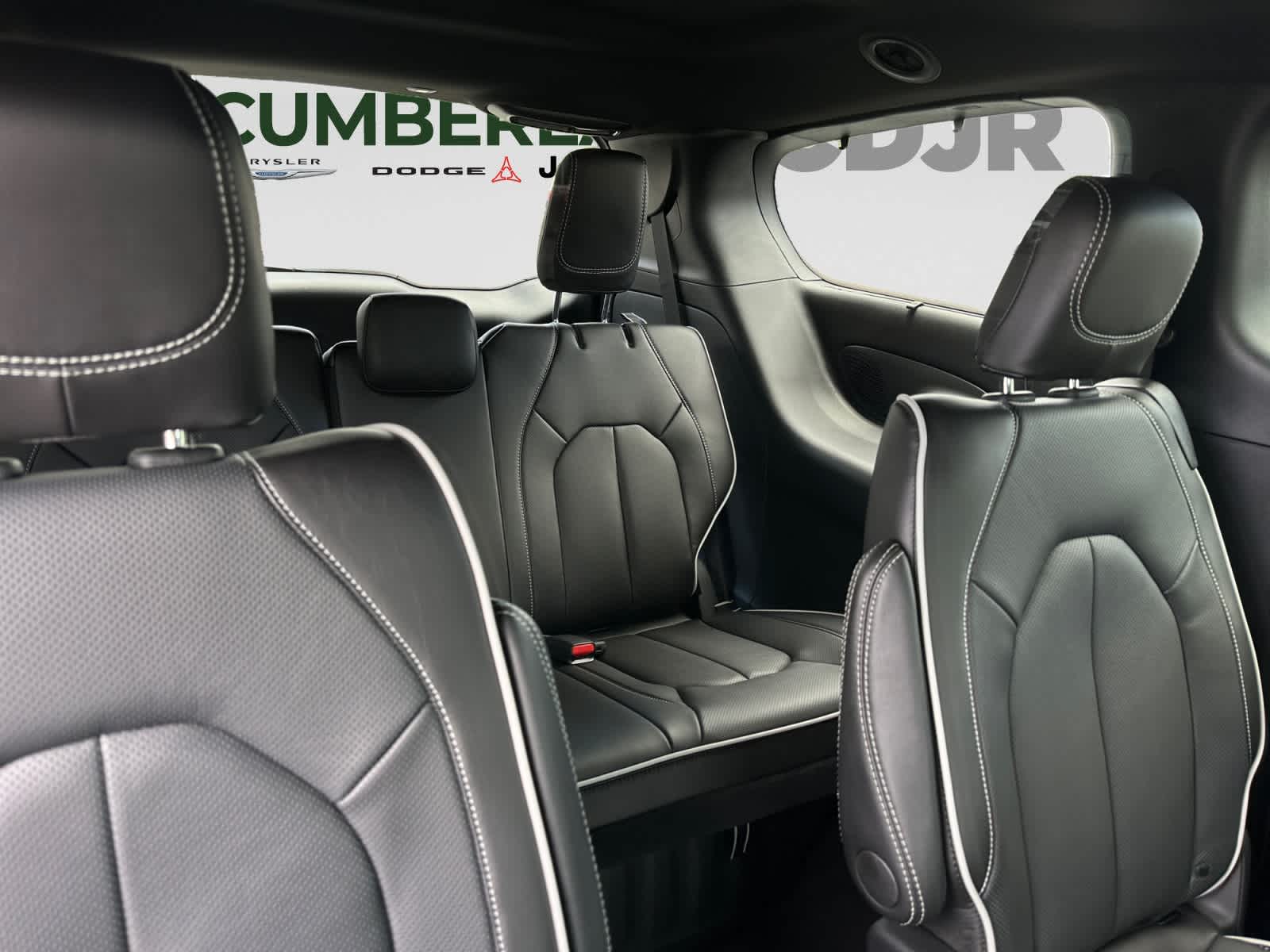2027 Chrysler Pacifica Limited