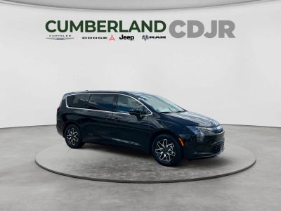 2027 Chrysler Pacifica Limited