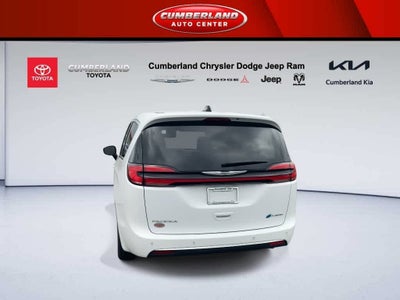 2024 Chrysler Pacifica Hybrid Select