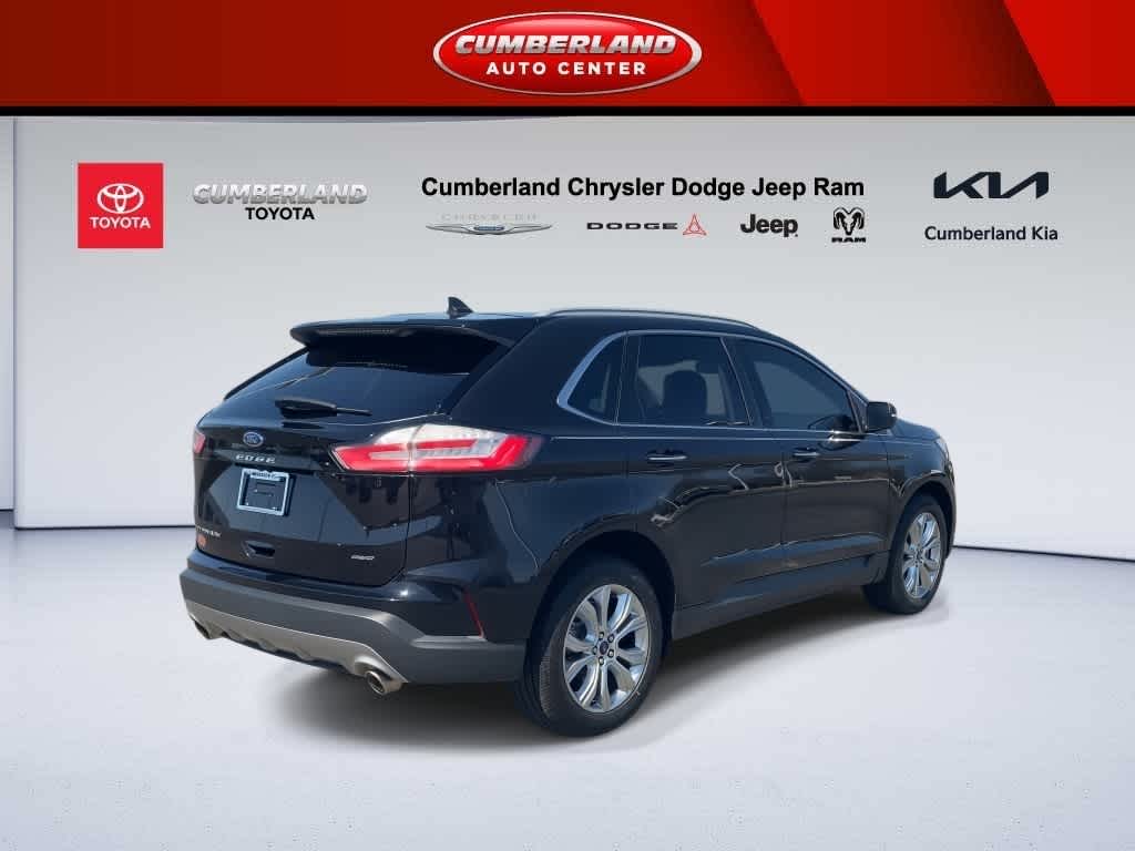 2022 Ford Edge Titanium