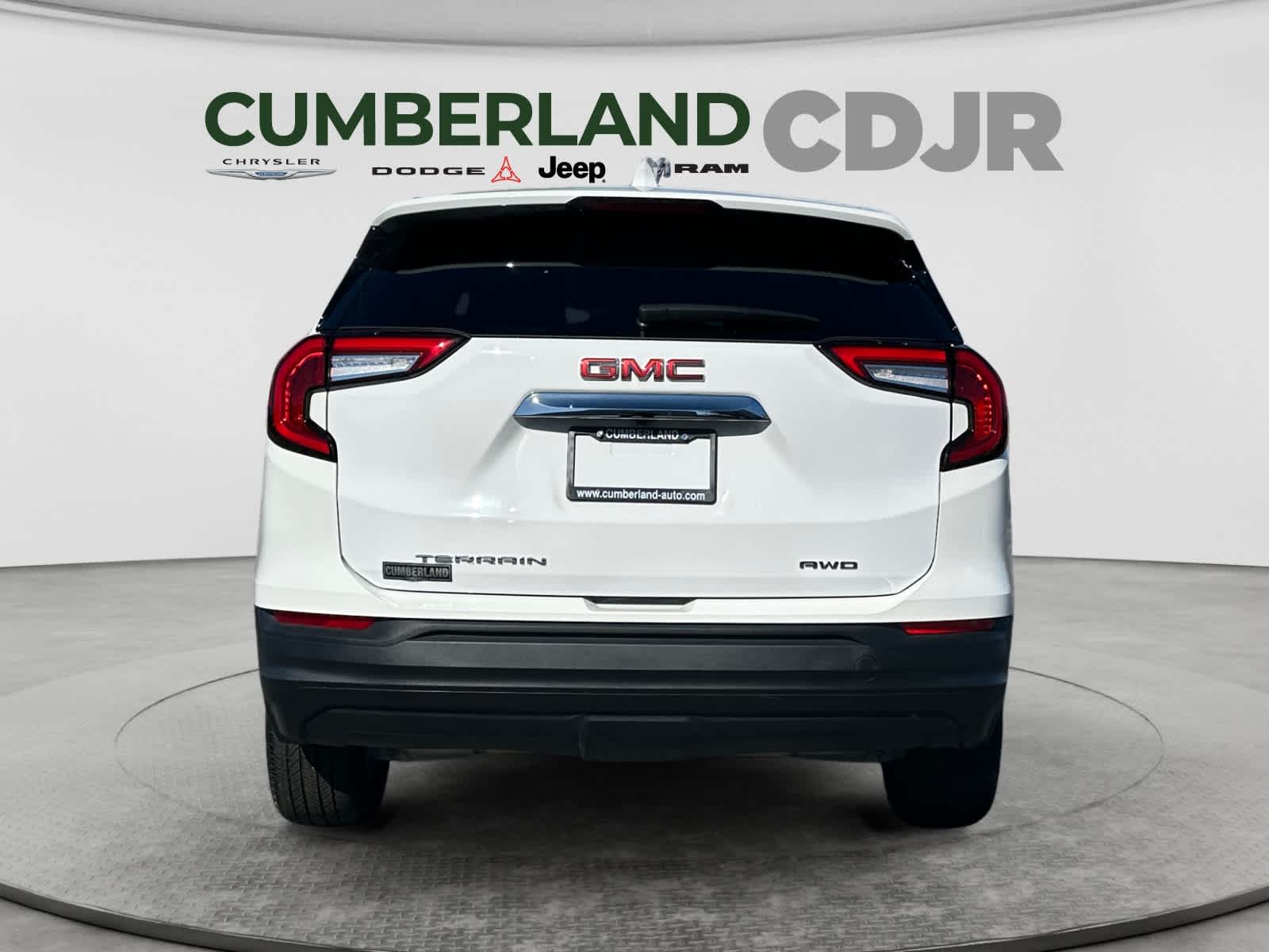 2023 GMC Terrain SLE