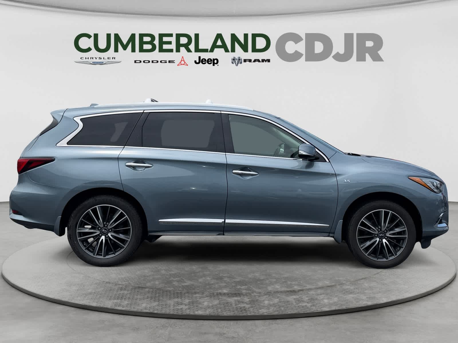 2017 INFINITI QX60 Base
