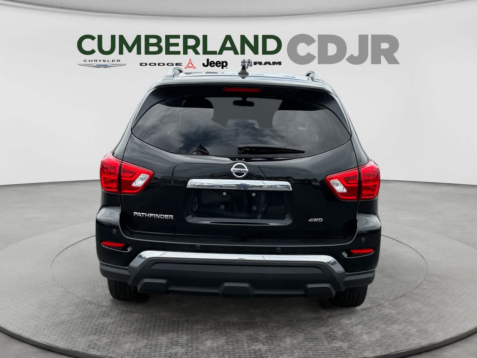 2020 Nissan Pathfinder S