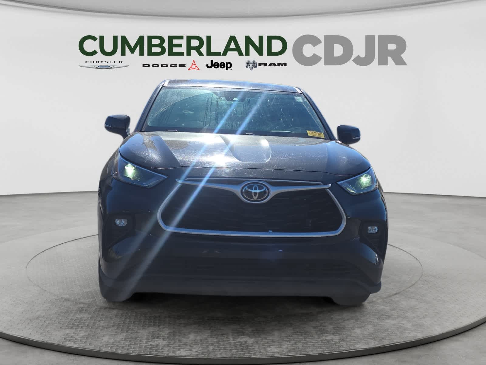 2022 Toyota Highlander LE