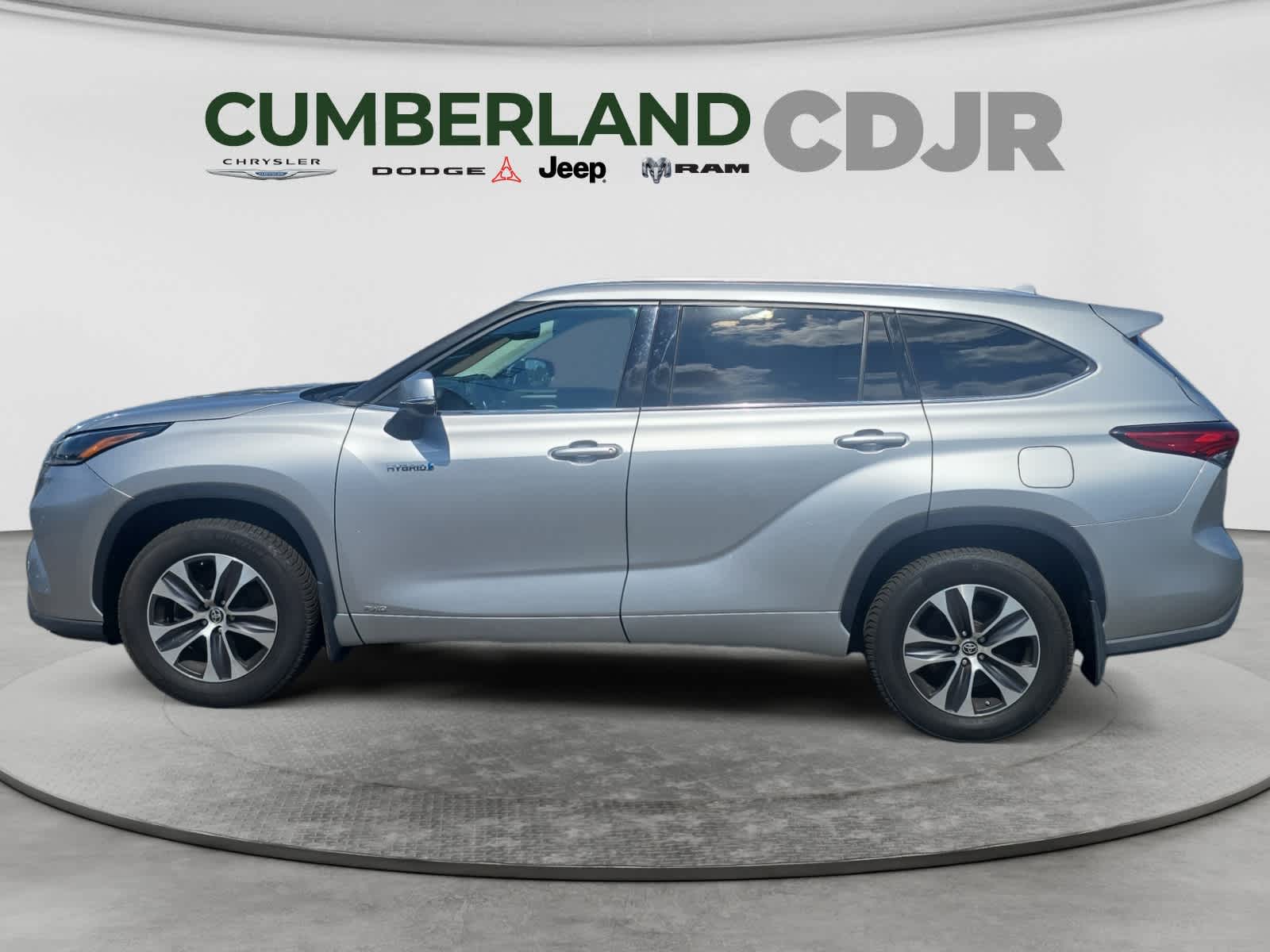 2021 Toyota Highlander Hybrid XLE