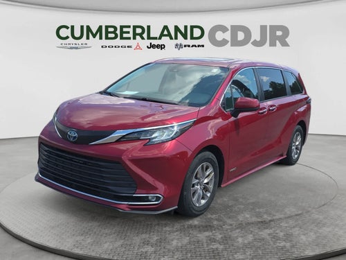 2021 Toyota Sienna XLE