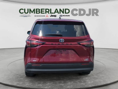 2021 Toyota Sienna XLE