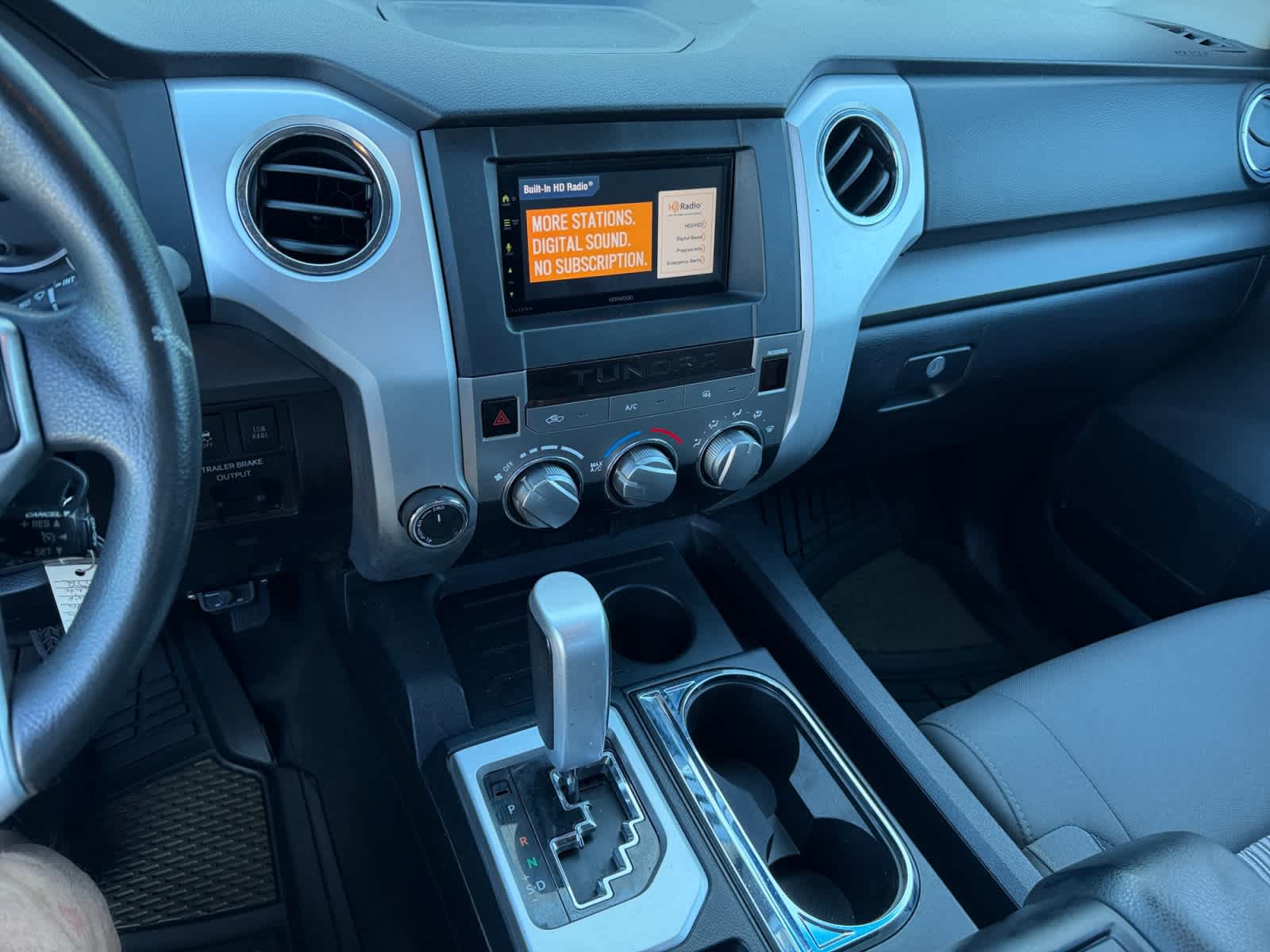 2016 Toyota Tundra SR5