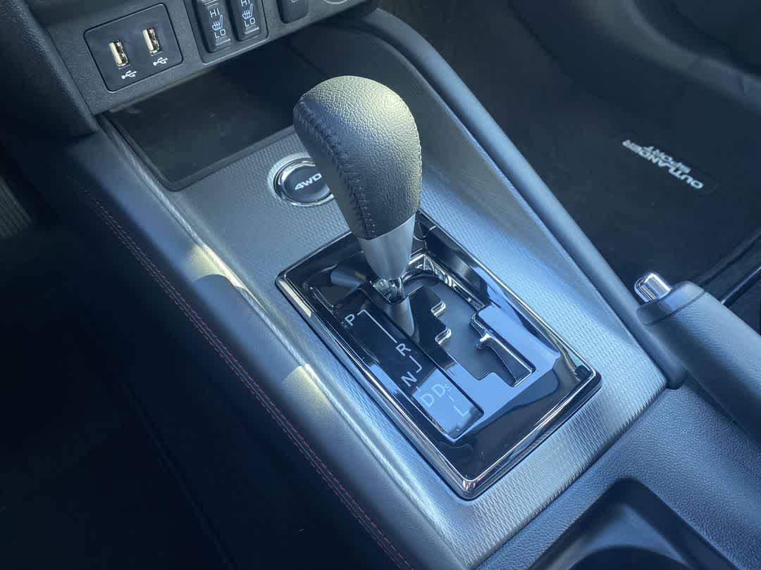 2024 Mitsubishi Outlander Sport SE