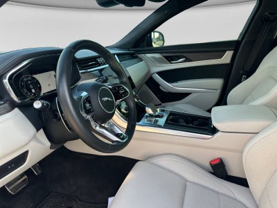 2023 Jaguar XF R-Dynamic SE