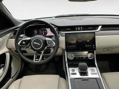 2023 Jaguar XF R-Dynamic SE
