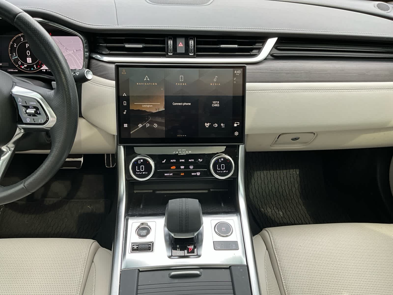 2023 Jaguar XF R-Dynamic SE