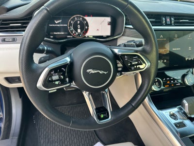2023 Jaguar XF R-Dynamic SE