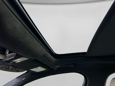 2023 Jaguar XF R-Dynamic SE