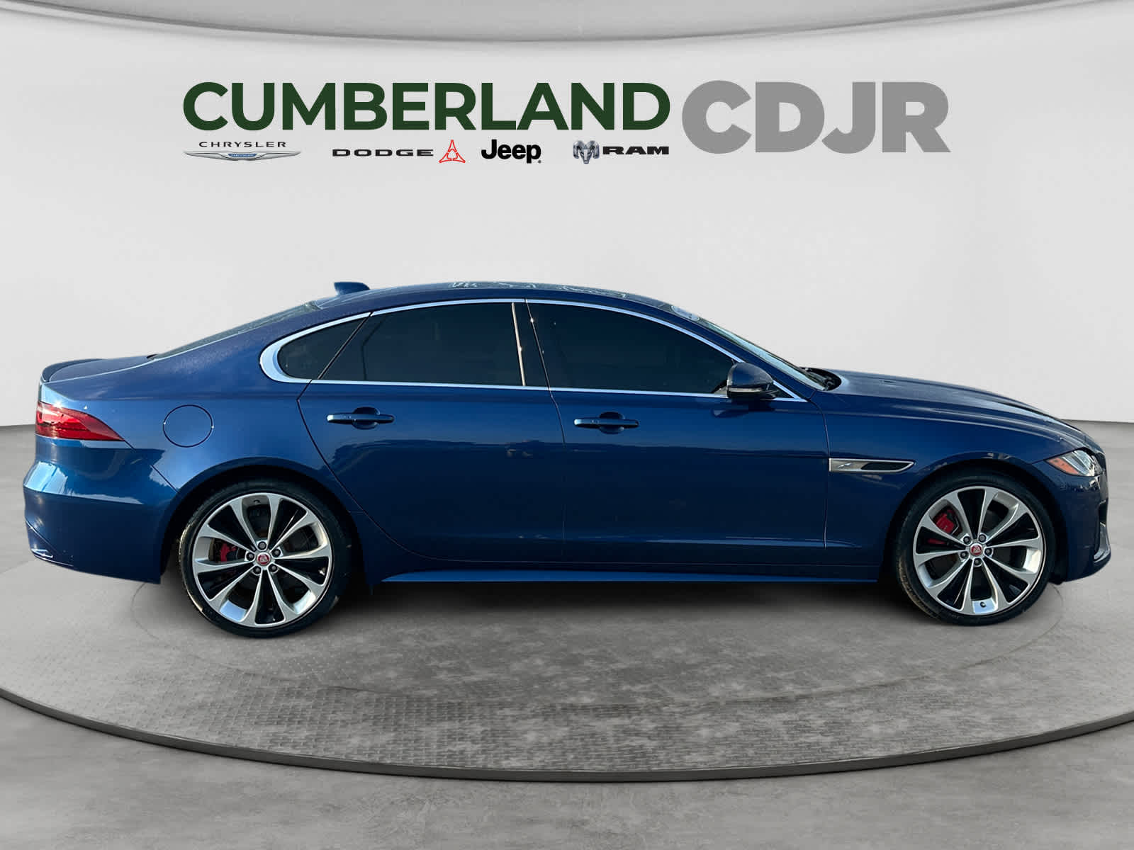 2023 Jaguar XF R-Dynamic SE