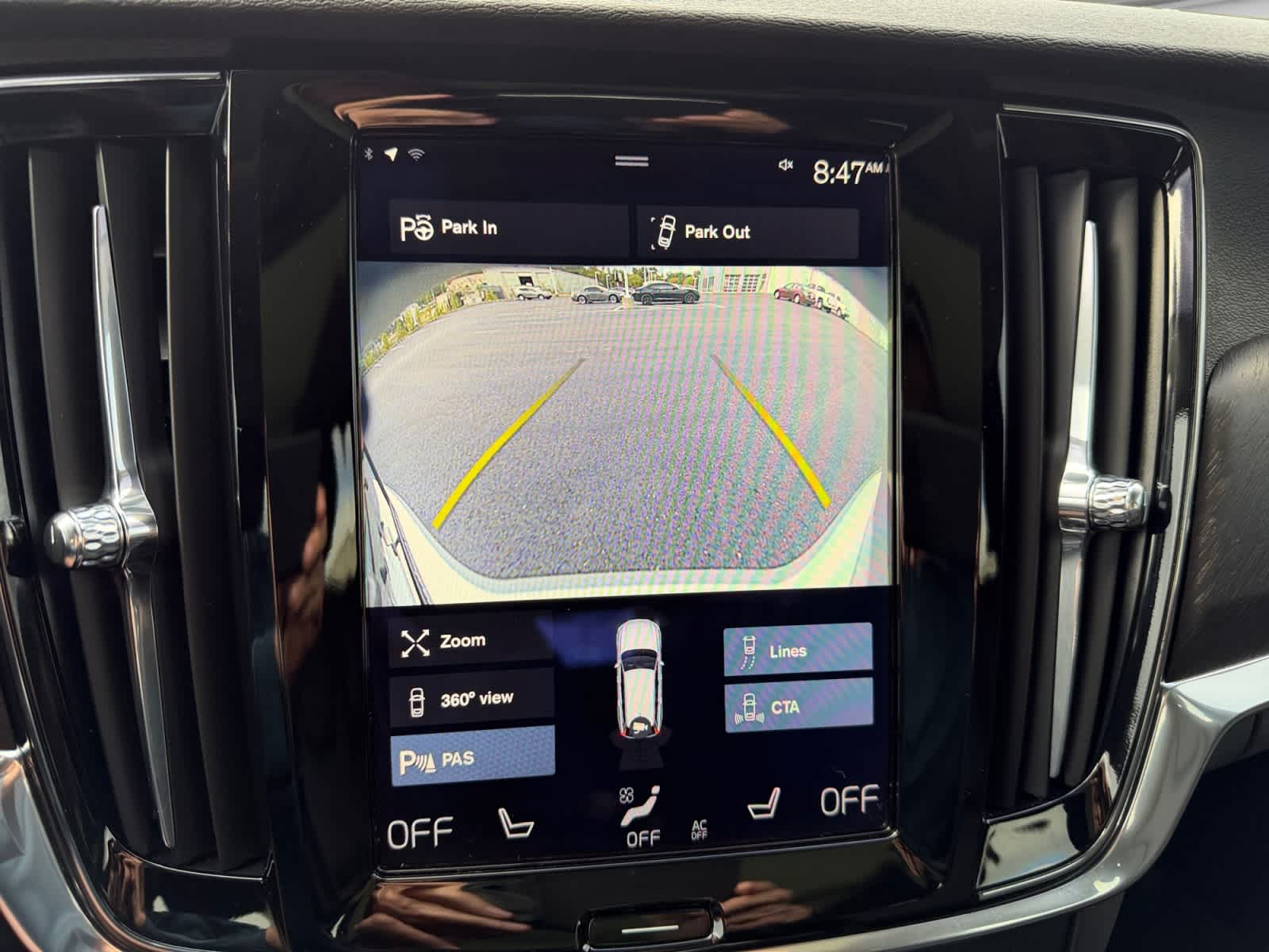 2018 Volvo V90 Cross Country Base