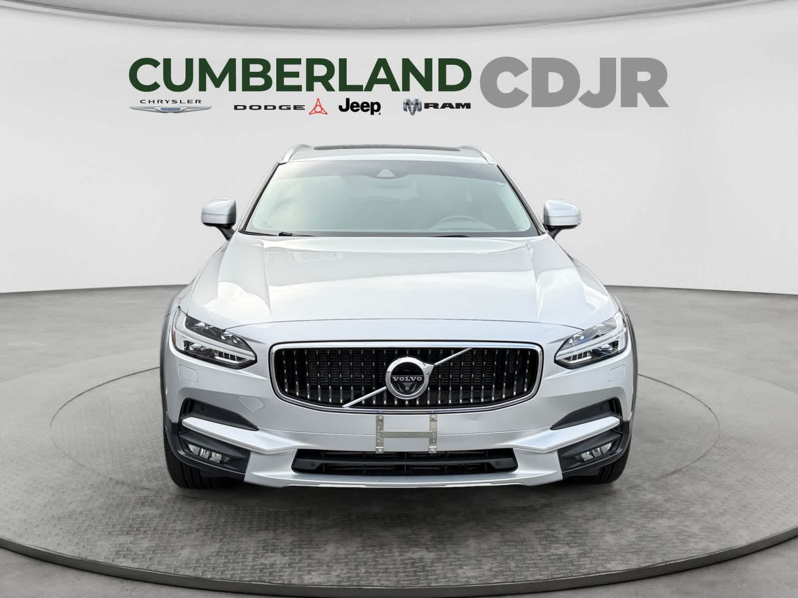 2018 Volvo V90 Cross Country Base