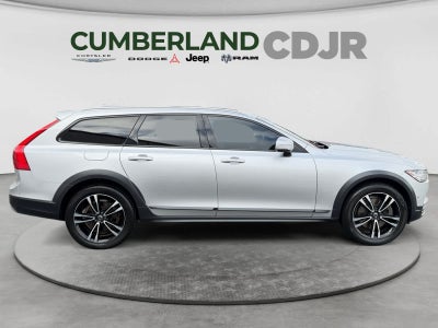 2018 Volvo V90 Cross Country Base