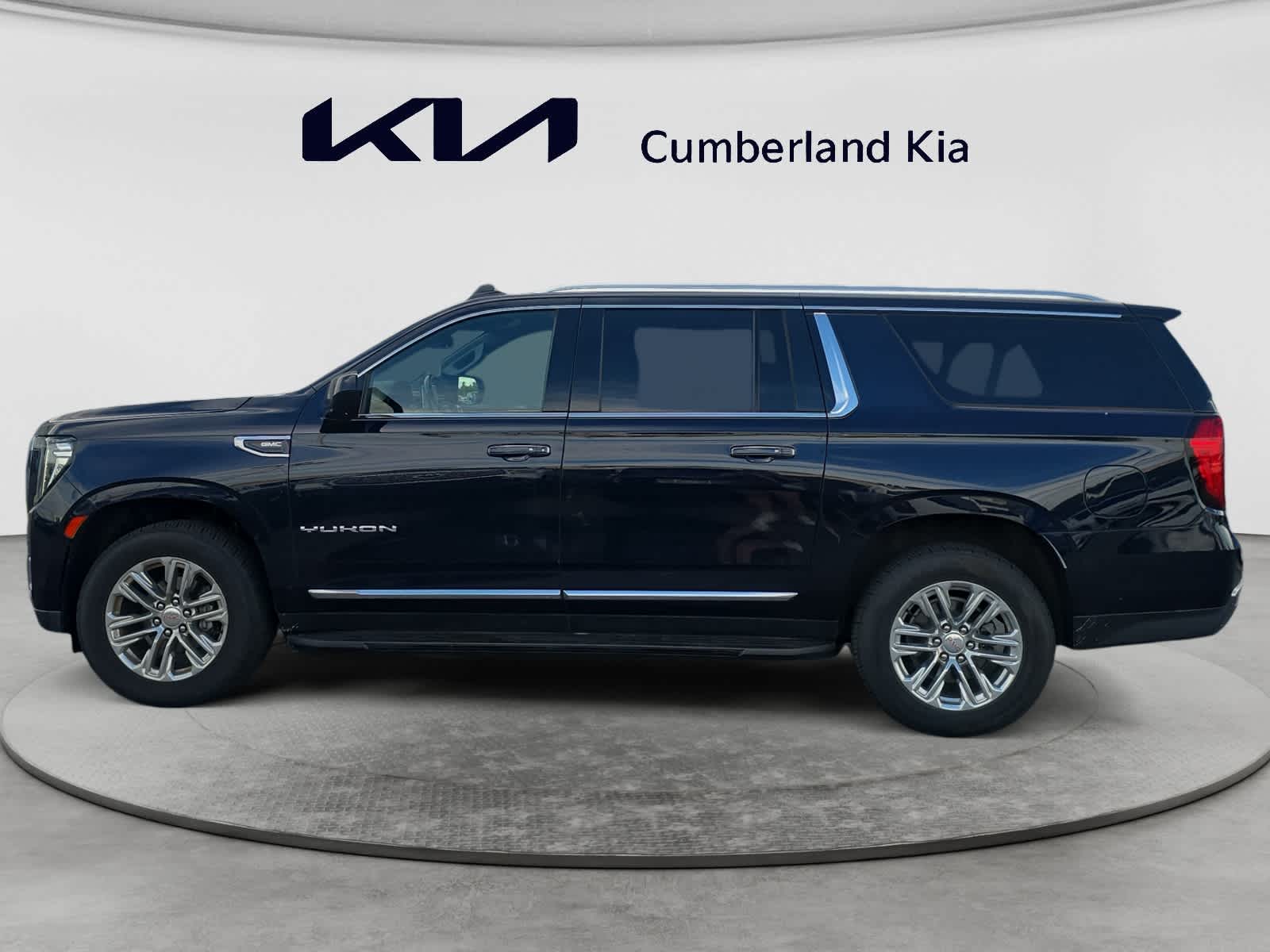 2023 GMC Yukon XL SLT