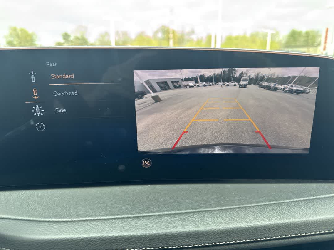 2025 Cadillac XT4 AWD Premium Luxury