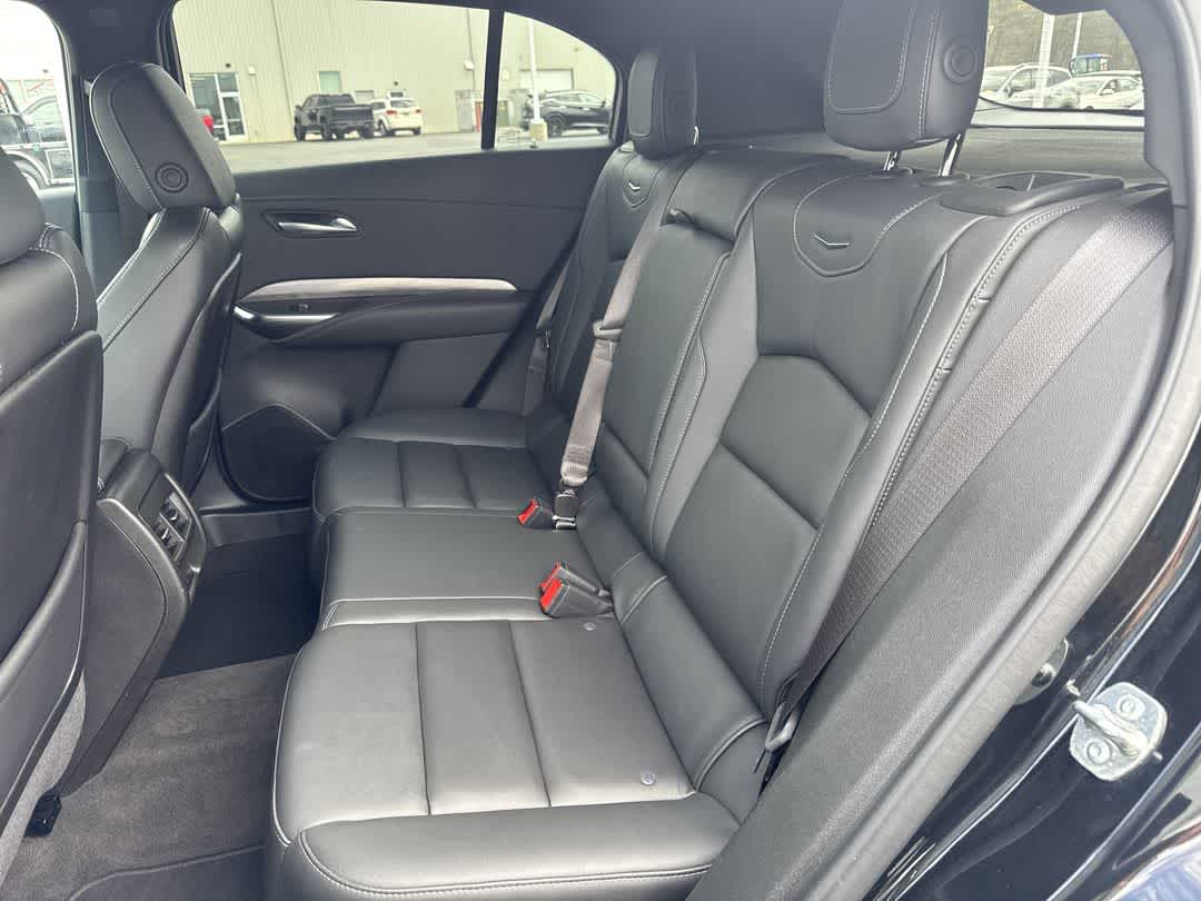 2025 Cadillac XT4 AWD Premium Luxury