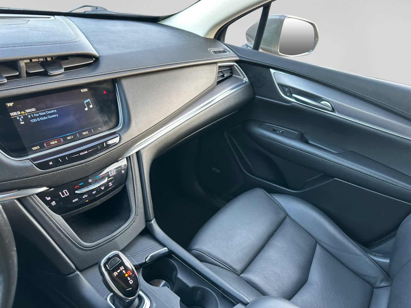 2019 Cadillac XT5 Premium Luxury FWD