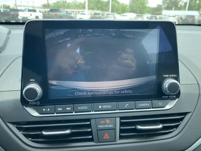 2022 Nissan Altima 2.5 SV