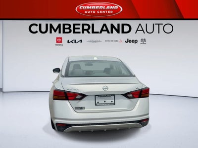 2022 Nissan Altima 2.5 SV