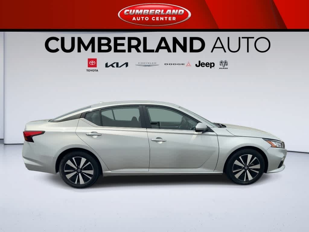 2022 Nissan Altima 2.5 SV