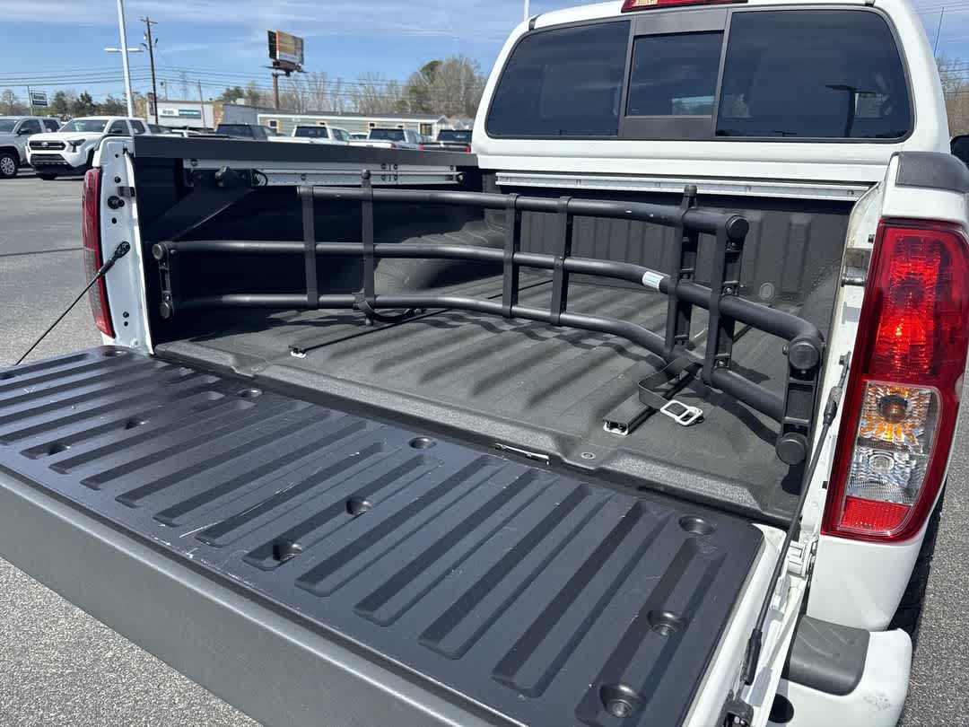 2021 Nissan Frontier SV