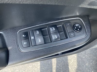 2021 Chrysler 300 Touring L