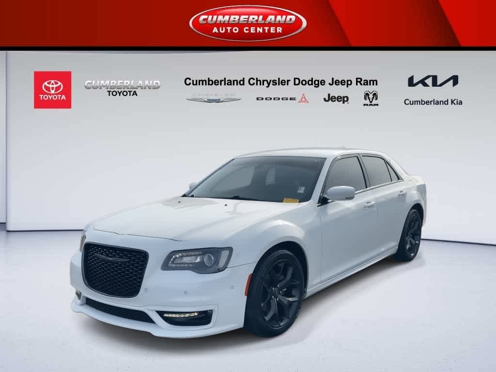 2021 Chrysler 300 Touring L