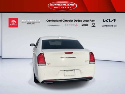 2021 Chrysler 300 Touring L