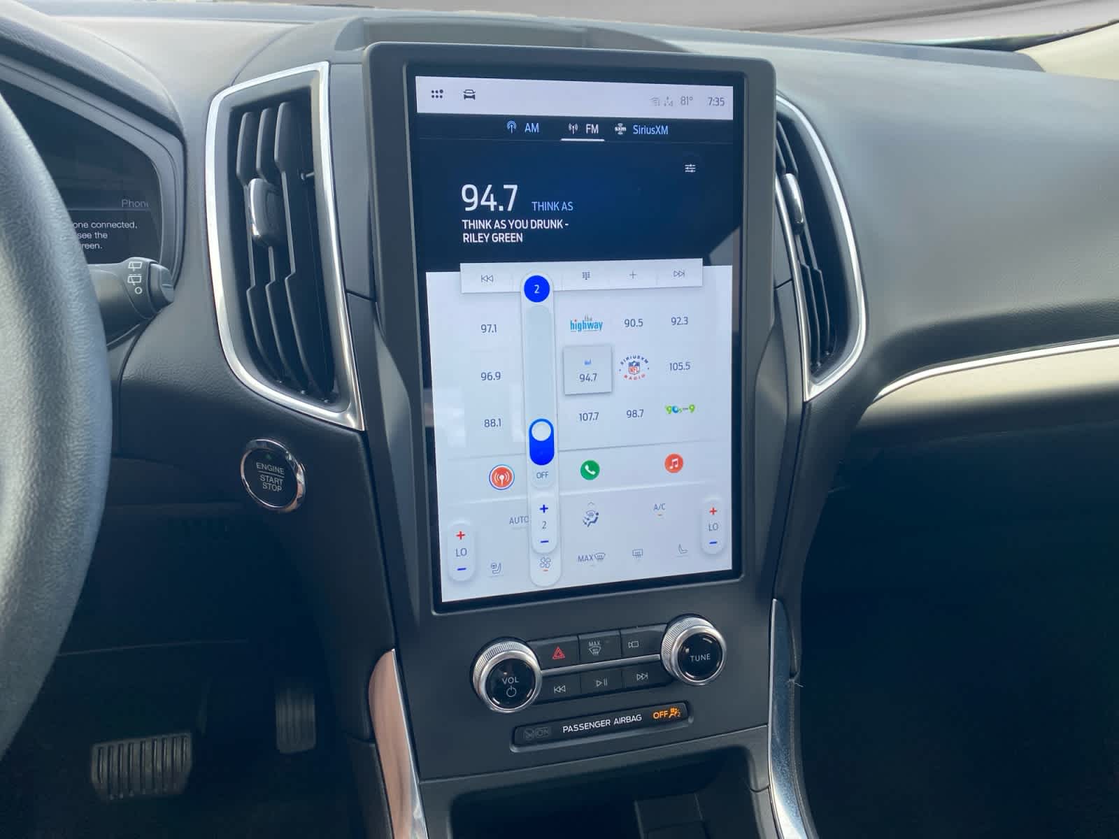 2022 Ford Edge Titanium