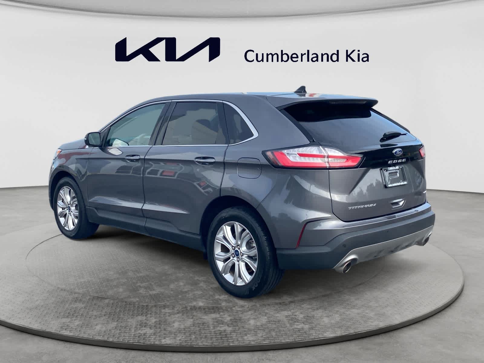 2022 Ford Edge Titanium