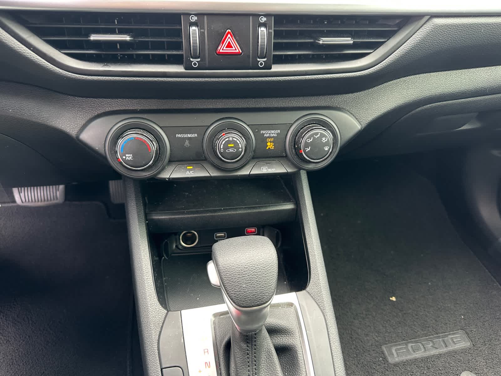 2024 Kia Forte LX